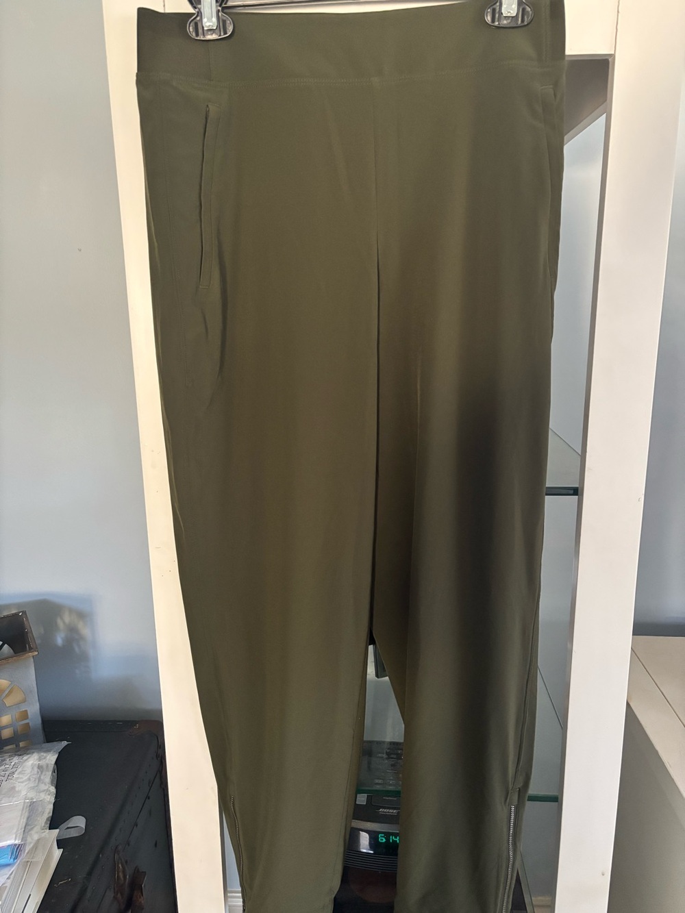 Athleta Olive Green Performance Joggers size 8